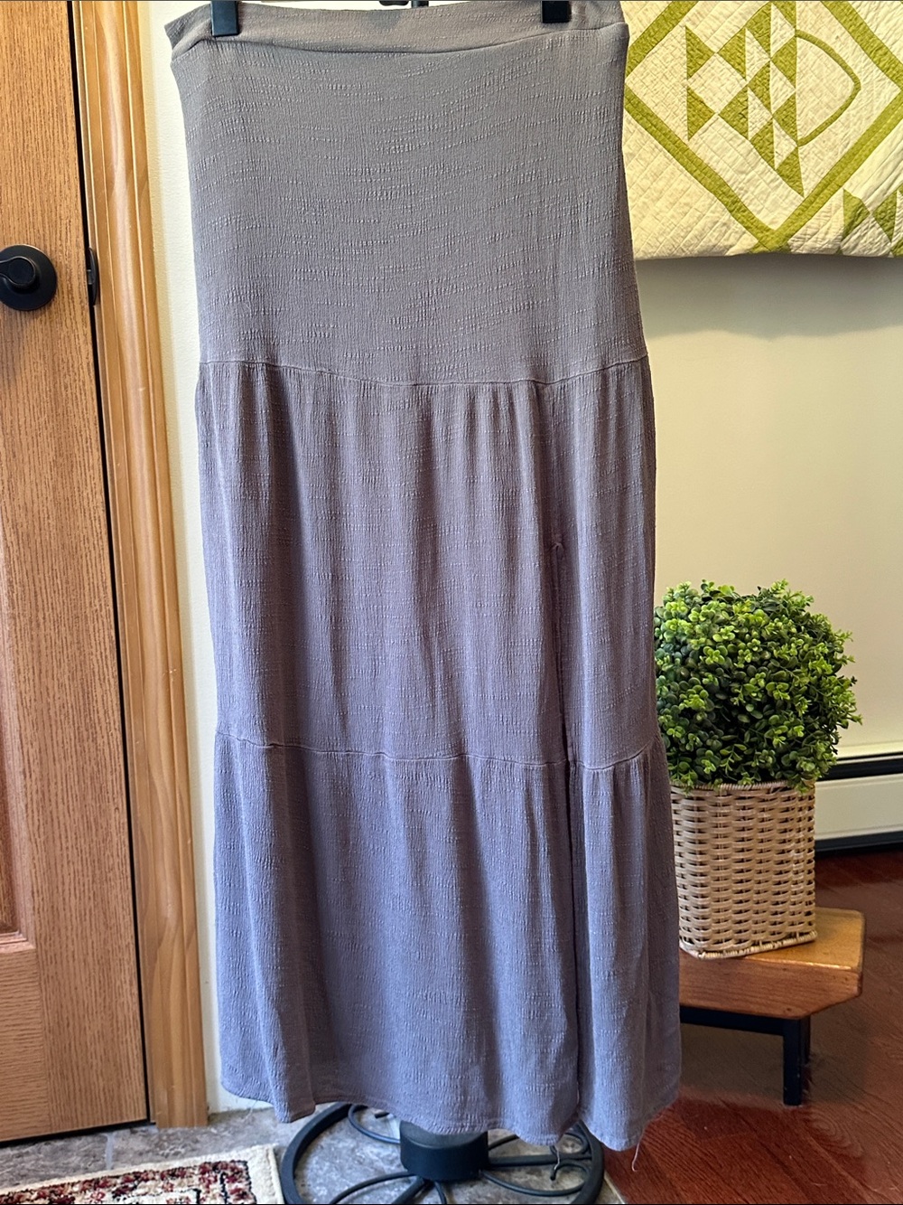 Nine West Women's Tiered Maxi Skirt in Taupe